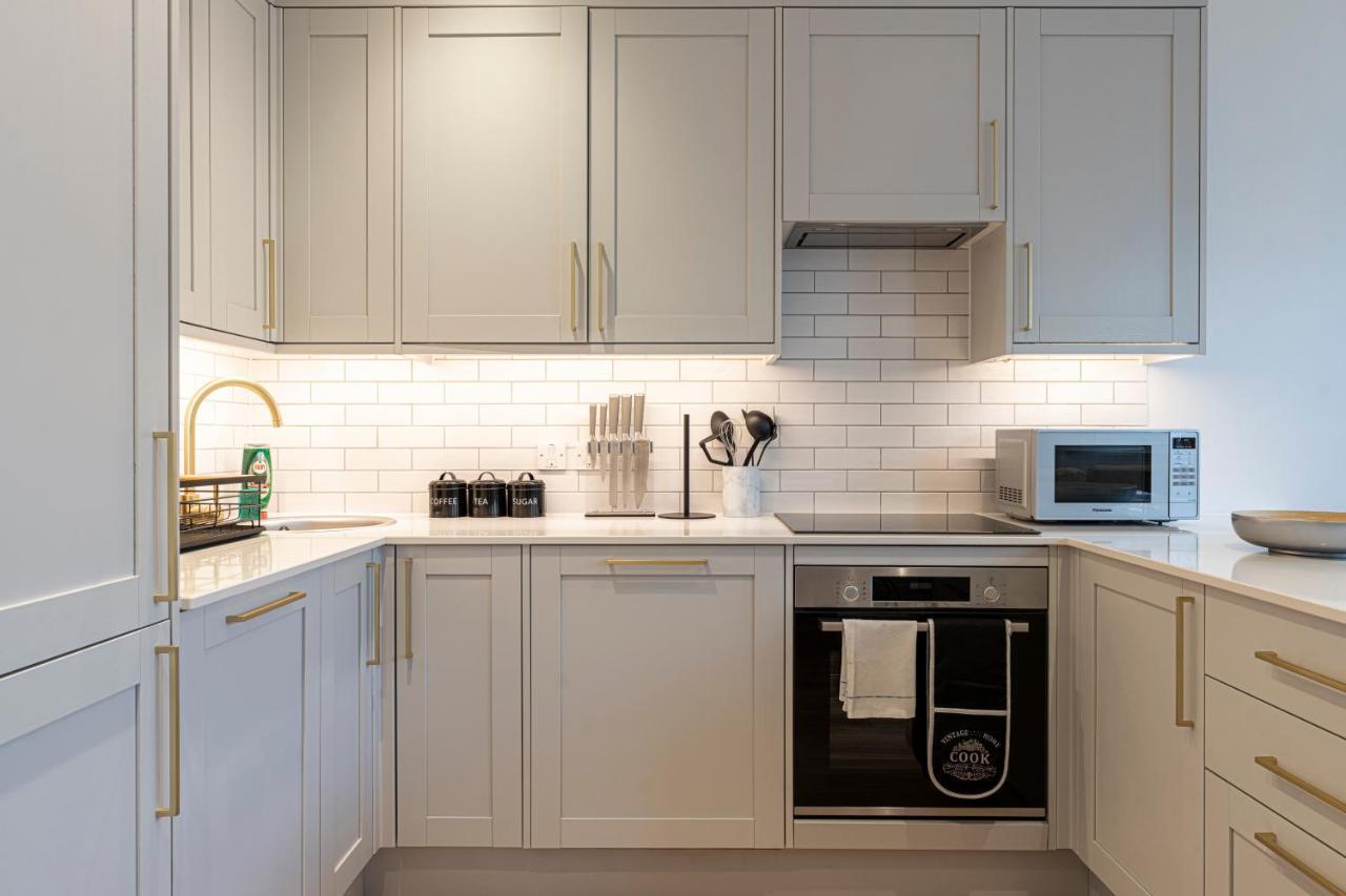 Stylish 1 Bed Flats In Soho, Next To Piccadilly Circus And Trafalgar Square London Ngoại thất bức ảnh