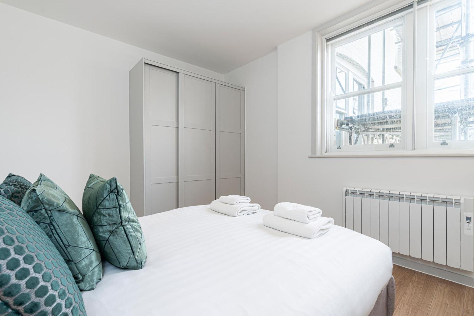 Stylish 1 Bed Flats In Soho, Next To Piccadilly Circus And Trafalgar Square London Ngoại thất bức ảnh