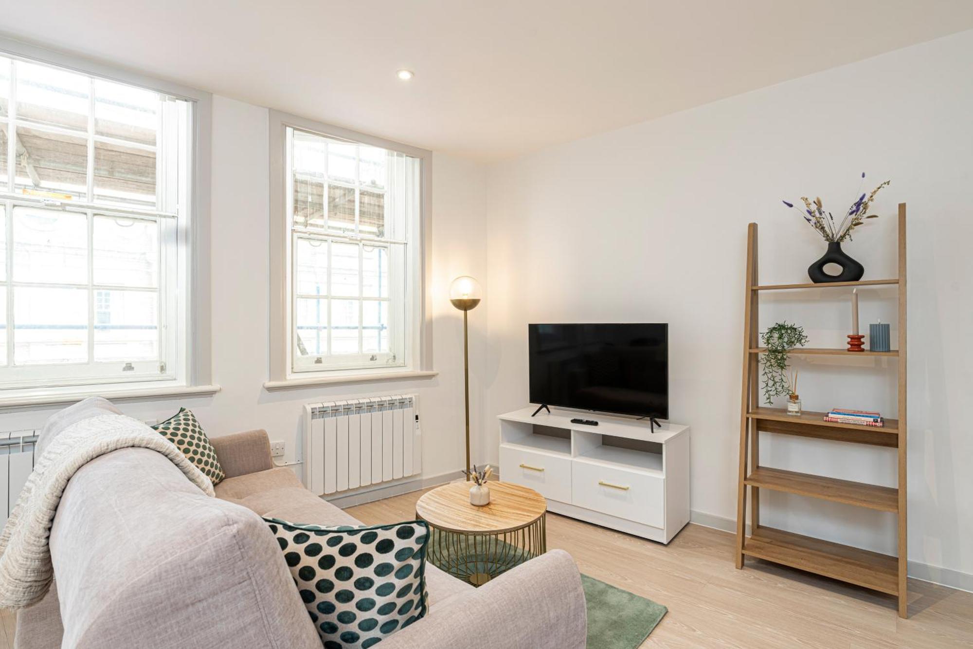 Stylish 1 Bed Flats In Soho, Next To Piccadilly Circus And Trafalgar Square London Ngoại thất bức ảnh