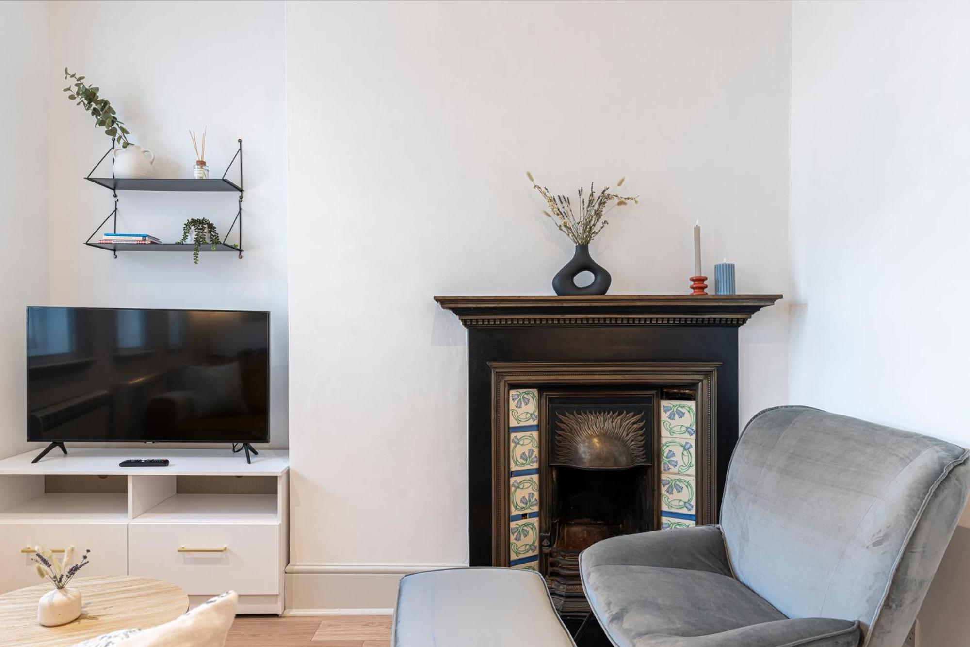 Stylish 1 Bed Flats In Soho, Next To Piccadilly Circus And Trafalgar Square London Ngoại thất bức ảnh